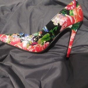 Womens heels